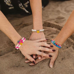 7Pcs Heishi Surfer Bracelets Set Colorful  Beaded Stretch Bracelets Stackable Boho Disc Bracelets